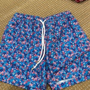 Floral men’s bathing suit size small